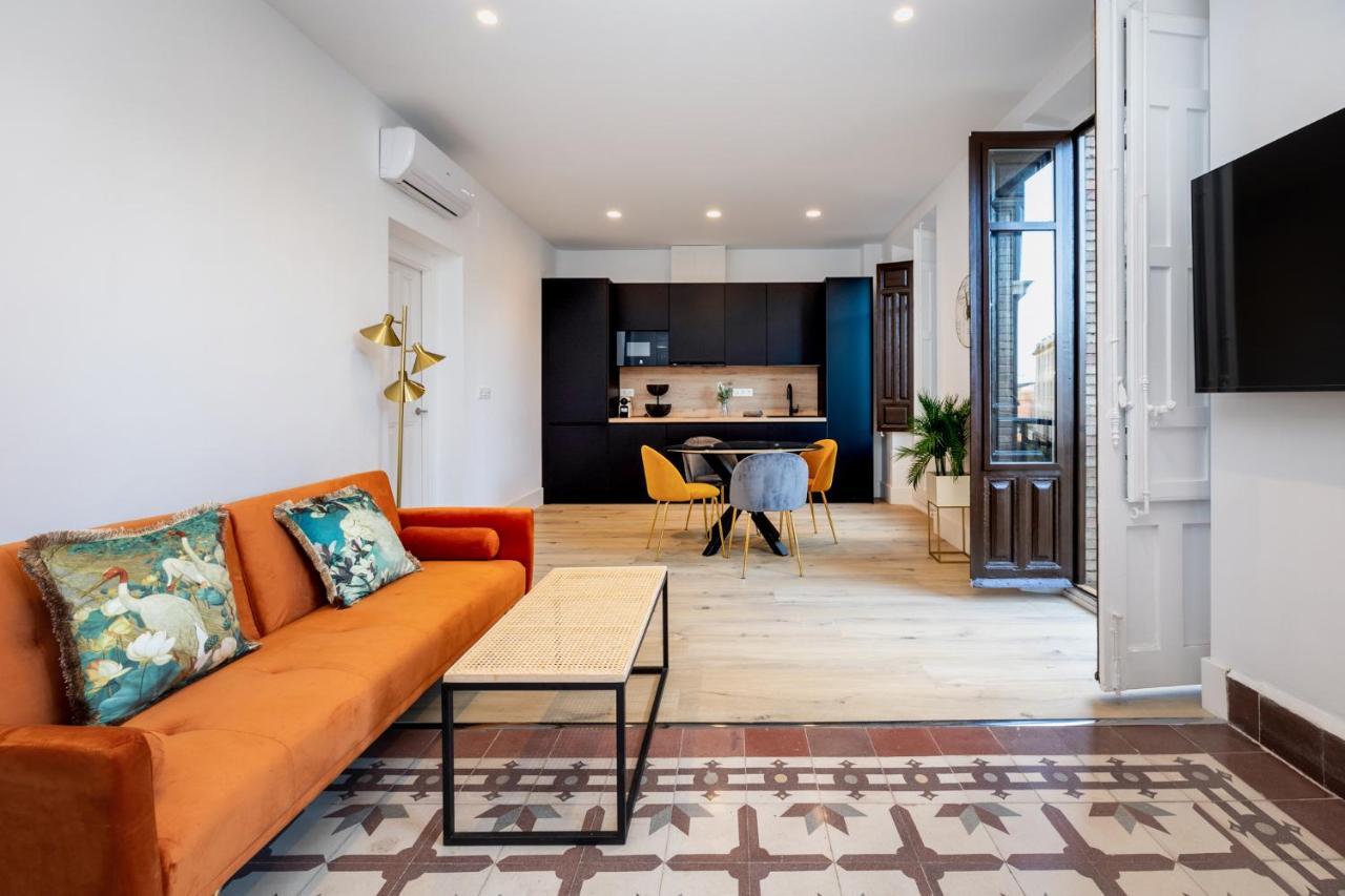 Luxury Gran Via Apartment *